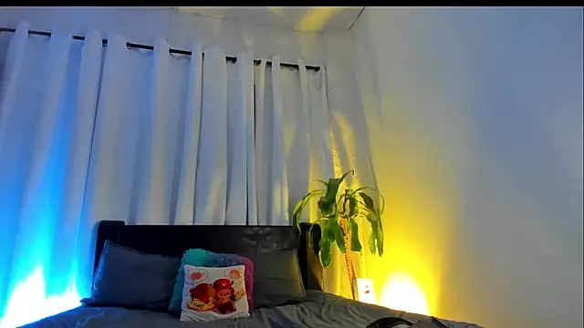 lanaa paul1 online show from 28, 1, 2025