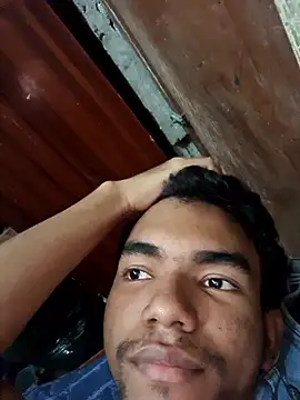 Reynold2608 online show from 5, 1, 2026