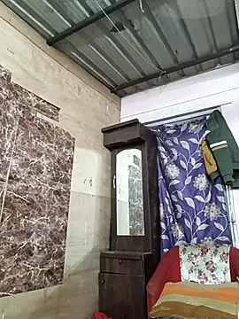 queensenorita online show from 10, 4, 2026