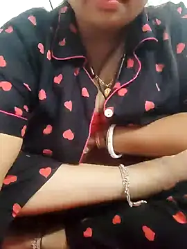 Snapshot of Priya_2222 chatting on 3, 1, 2025 Priya 2222 online show from 3, 1, 2025