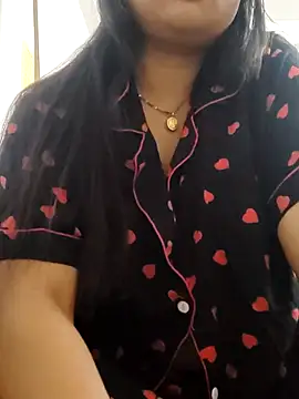 Snapshot of Priya_2222 chatting on 1, 3, 2025 Priya 2222 online show from 1, 3, 2025