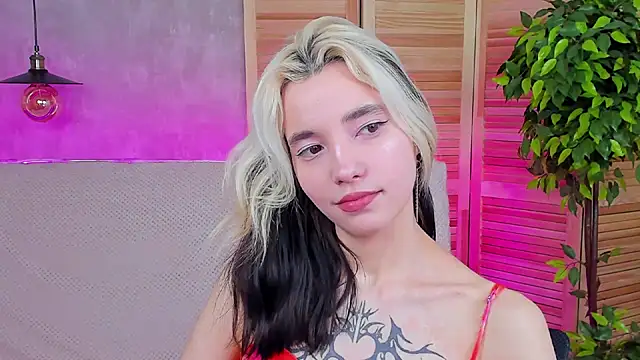 as1an girlfriend online show from 12, 3, 2025