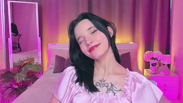 as1an girlfriend online show from 18, 3, 2025