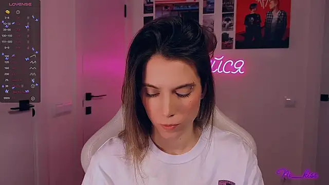 Snapshot of _ni_kiss chatting on 4, 12, 2025 ni kiss online show from 4, 12, 2025