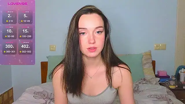 Wild Sophie  online show from 17, 12, 2024