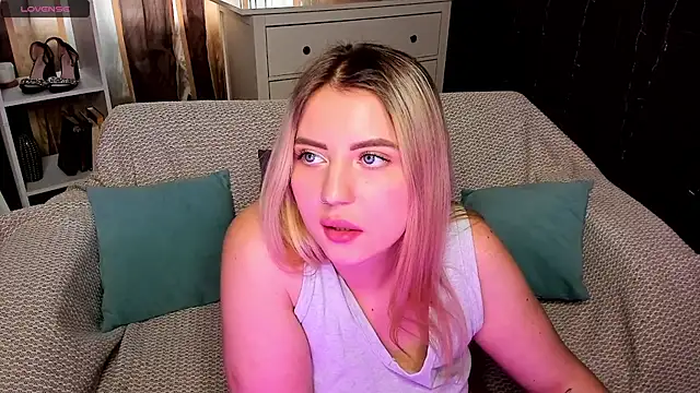 Ashley Rous online show from 15, 1, 2025