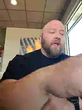 Strong Bear89 online show from 18, 12, 2024