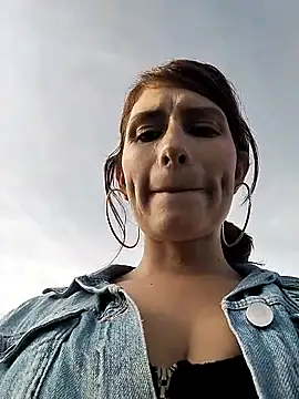 Alysson-- online show from 19, 2, 2025