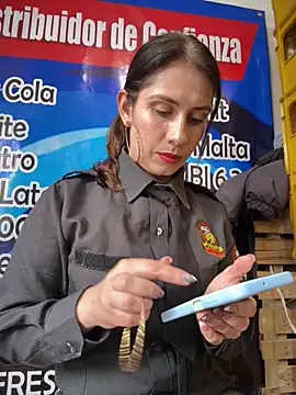 Alysson-- online show from 27, 10, 2025