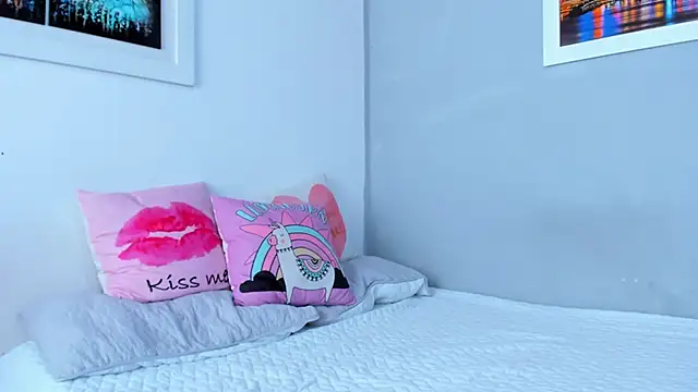 naughtyloverss online show from 20, 12, 2024