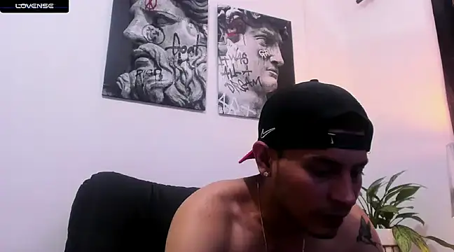 CruzVega online show from 1, 3, 2025