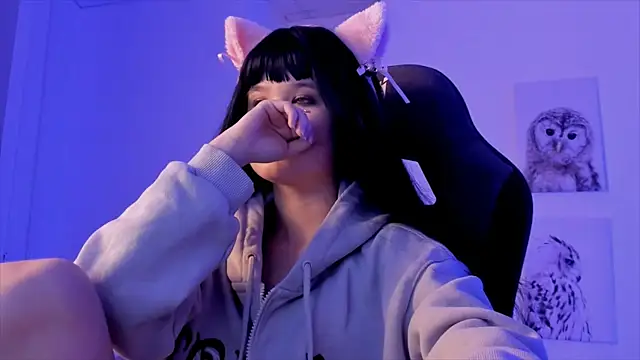 Elainebeness online show from 15, 12, 2024