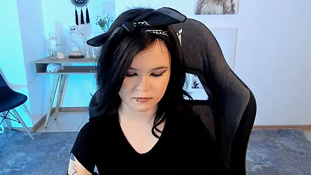 Elainebeness online show from 26, 2, 2025