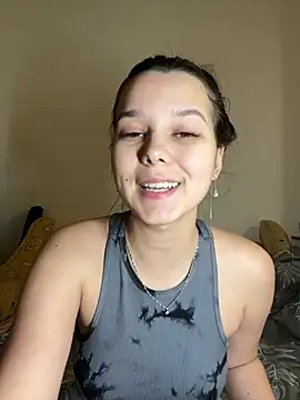 PoppyRobinson online show from 6, 1, 2025