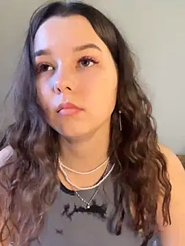 PoppyRobinson online show from 18, 1, 2025