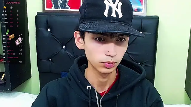 ttimy x boy online show from 22, 1, 2025