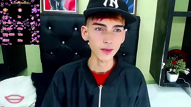 ttimy x boy online show from 11, 3, 2025