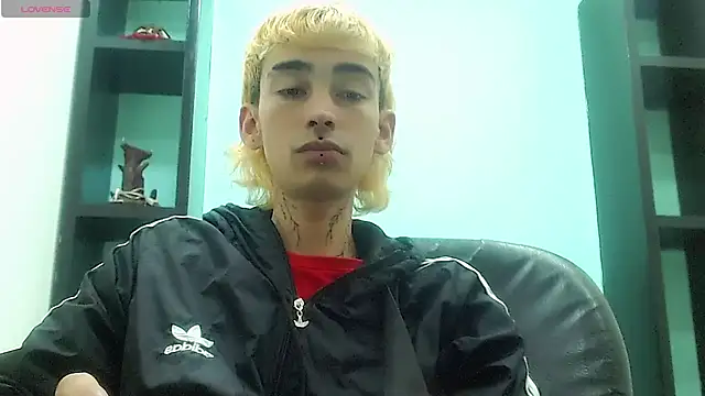 ttimy x boy online show from 14, 4, 2026