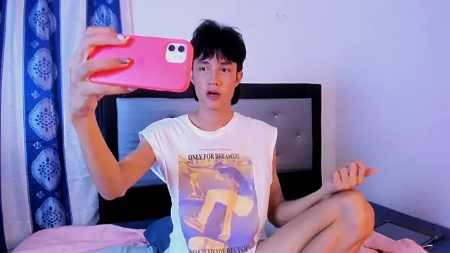 Snapshot of Johhan__Lee chatting on 15, 1, 2025 Johhan Lee online show from 15, 1, 2025