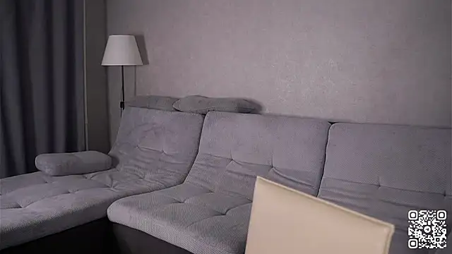 VeronaAppleberry online show from 12, 2, 2025