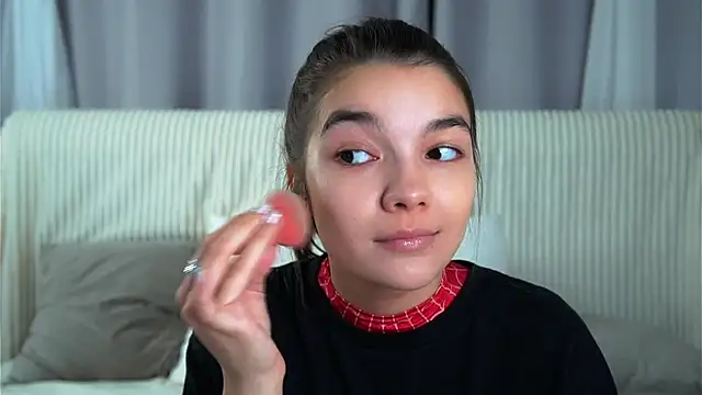 VeronaAppleberry online show from 30, 9, 2025