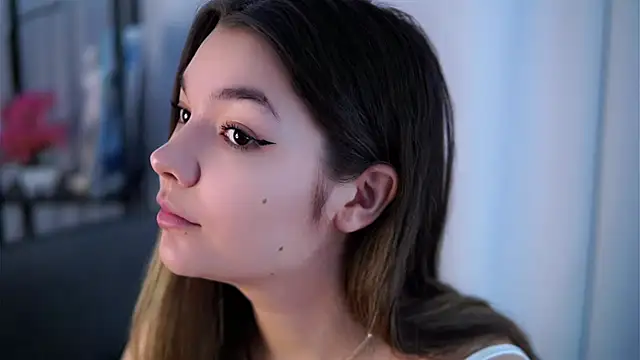 VeronaAppleberry online show from 15, 4, 2026