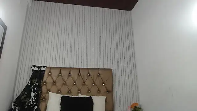 veneno hot online show from 30, 12, 2024
