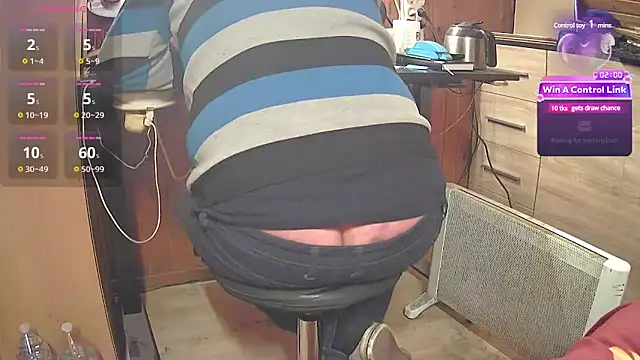 Snapshot of misteryman1956 chatting on 11, 3, 2025 misteryman1956 online show from 11, 3, 2025