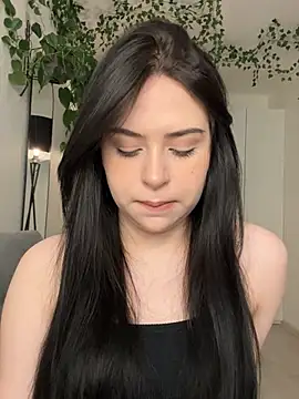  SweetCandyy online show from 18, 2, 2025