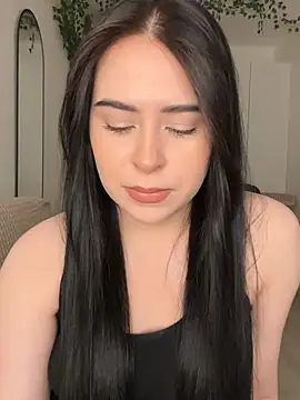  SweetCandyy online show from 15, 4, 2026