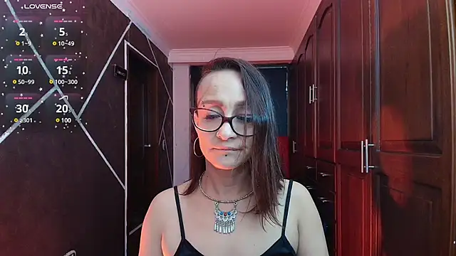 Snapshot of NatashaMason_ chatting on 6, 1, 2025 NatashaMason online show from 6, 1, 2025