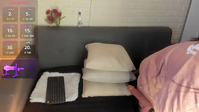 karina gomez 18 online show from 2, 10, 2025