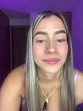 Issabela G1 online show from 24, 12, 2024