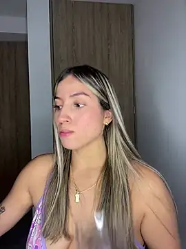 Issabela G1 online show from 23, 1, 2025