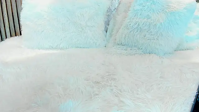 Nanda Vixen online show from 2, 3, 2025