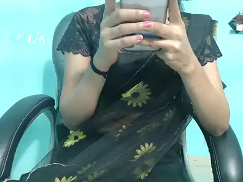 Yashi online show from 6, 3, 2025