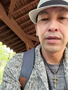 Hideen-real-face online show from 12, 10, 2025