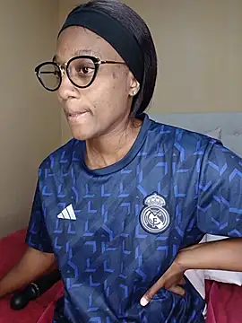Snapshot of Lucy_Blacksilk chatting on 26, 6, 2026 Lucy Blacksilk online show from 26, 6, 2026