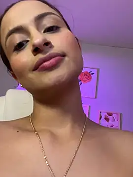 Elena Ruiz online show from 11, 1, 2025