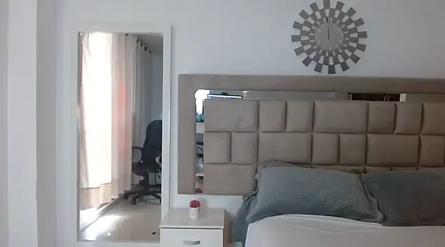 zoecruzz online show from 14, 1, 2025