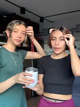 Katee Jones online show from 21, 1, 2025