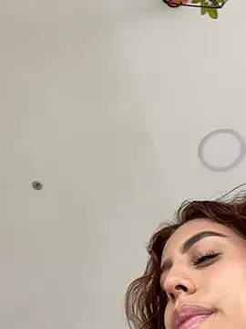 Katee Jones online show from 6, 11, 2025