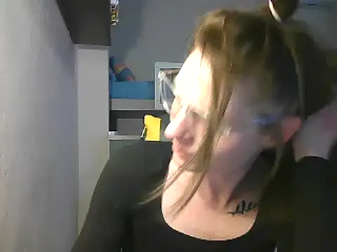 Feli blue online show from 8, 1, 2025