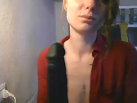 Feli blue online show from 10, 3, 2025