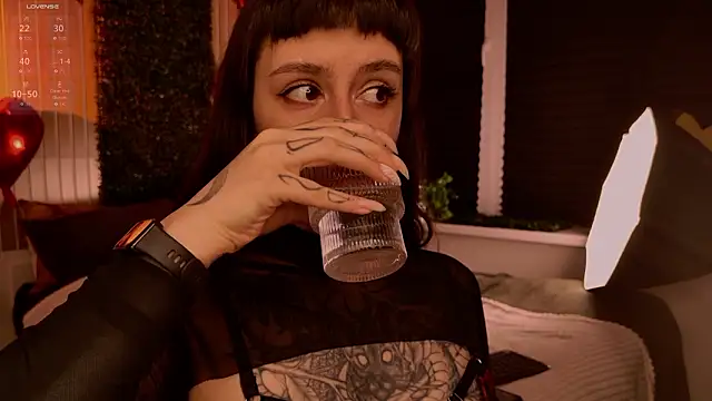 Snapshot of MichaellaMoon chatting on 13, 2, 2026 MichaellaMoon online show from 13, 2, 2026