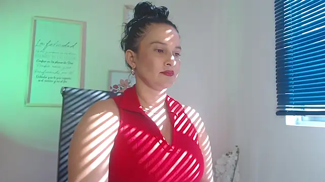 lucy diiaz online show from 29, 1, 2025