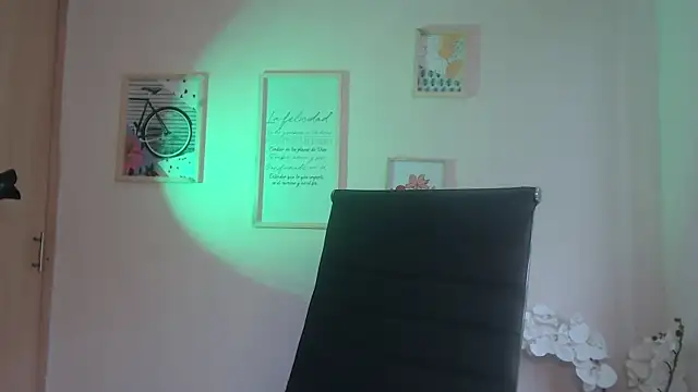 lucy diiaz online show from 9, 2, 2025