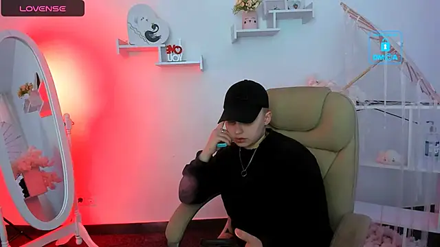 Dolly  Queen  online show from 26, 2, 2025