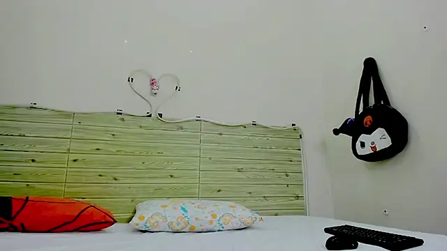 Evil Queen13 online show from 4, 12, 2025