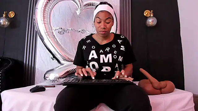 Snapshot of YummyDuooo chatting on 19, 4, 2026 YummyDuooo online show from 19, 4, 2026